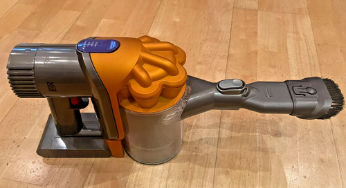 Dyson dc34 handheld - dyson,