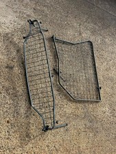 VAUXHALL INSIGNIA VXR DOG GUARD SPLIT 2 DOGS  TRAVALL BRAND ESTATE 2009