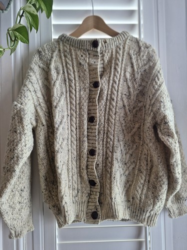 Vintage acorn pure new wool - new,