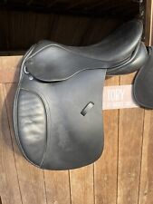 black 16 inch medium