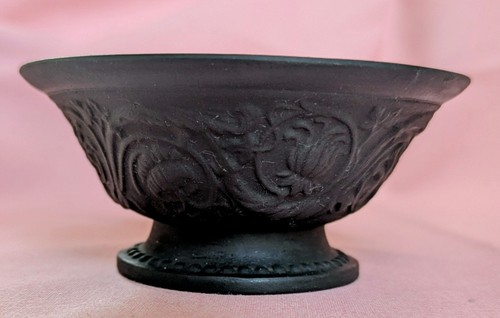 Antique wedgwood black - antique, basalt
