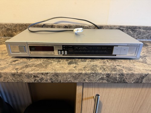 Pioneer digital synthesizer - digital,