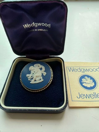 Wedgwood blue jasperware - wedgwood,