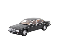 Almost Real 810543 Jaguar XJ