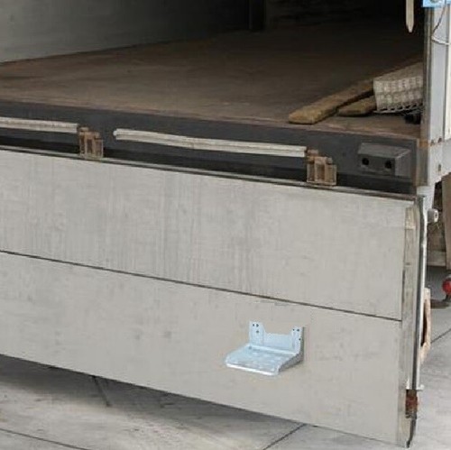 Folding step metal for trailer - folding,