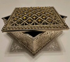 Antique Decorative Gold and Yellow Square Jewellery Box Pill Trinket Box 