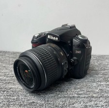 Nikon D90 DSLR Camera Kit w/