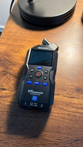 Zoom essential handy - h4,