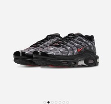 NIKE TN AIR MAX PLUS |