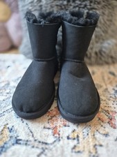 Ugg bailey bows size 4 - bailey, bows,
