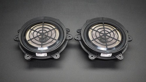 Pair genuine porsche macan - pair,