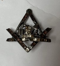 Masonic Lapel Brooch Square & Compass With Brilliants & Other Masonic Symbols