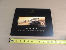 2000 Lexus press kit brochure