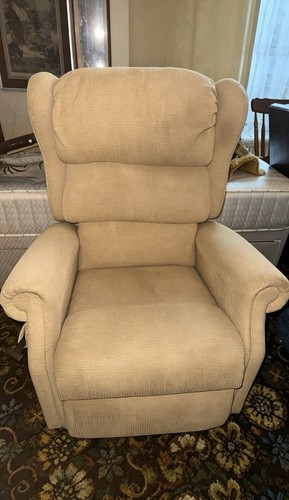 Electric riser recliner - , chair