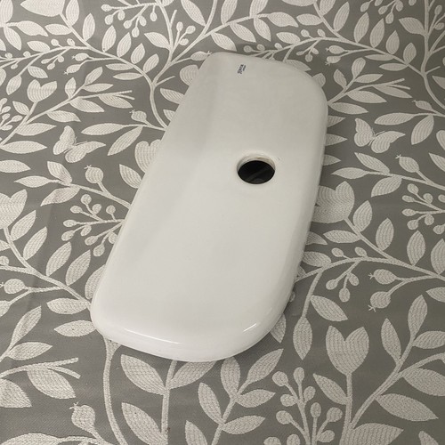 Toilet cistern lid - cistern, central