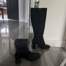 Knee High Boots Size 5 Dune Black