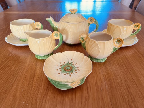 Carltonware yellow buttercup - yellow,