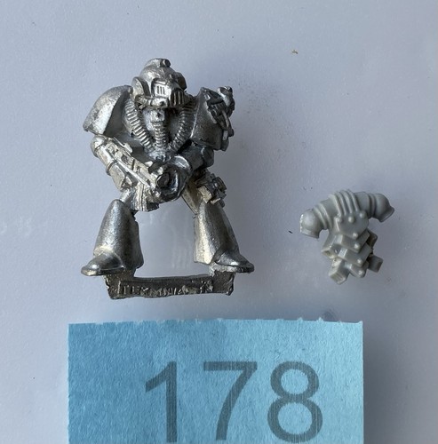 40k rogue trader space - rogue, marine