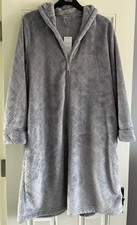 M&S LONG PILE FLEECE ZIPPED