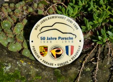 VINTAGE AUTOMOBILE CAR.BADGE #