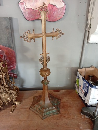 Bronze brass tabletop alter - brass,