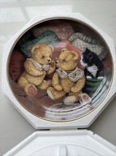 FRANKLIN MINT Collectible Plate BEAR FACTS By Sue Willis