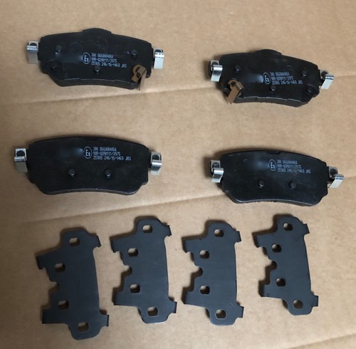 Set rear brake pads - 4,