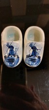 Vintage Delft Pair of