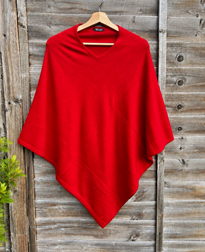 Exclusive cashmere red knit - exclusive,