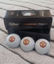Titleist pro V1 Man Utd