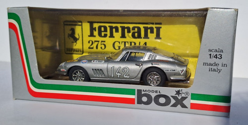 Model box diecast ferrari - 1:43,