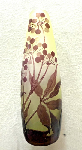 Galle cameo vase with - cameo,