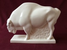 JOHN SKEAPING WEDGWOOD SIGNED RARER FIGURE OF A BISON IN VGC