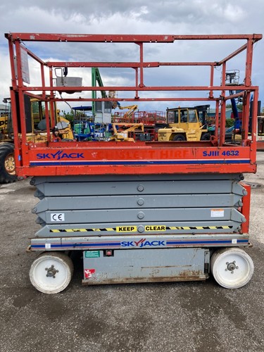 Skyjack 4632 scissor lift - 4632,