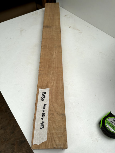 Rough sawn hardwood timber oak - rough,