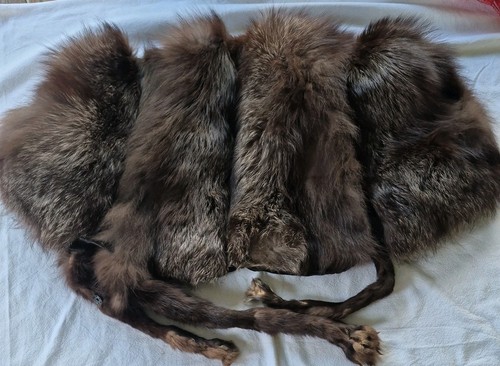 Fur stole wrap with claws - fur,