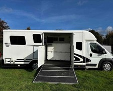 Equi-Trek Victory Five Seats 4.5T USED