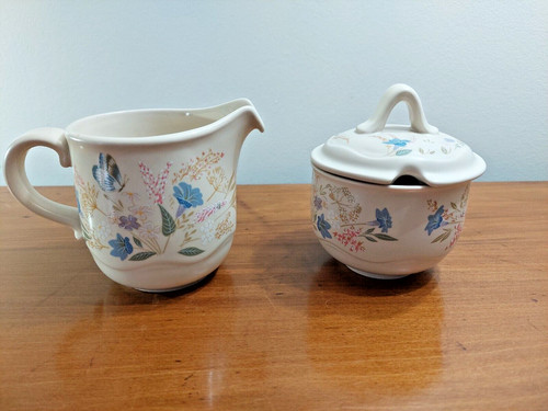 Poole pottery springtime - pottery,