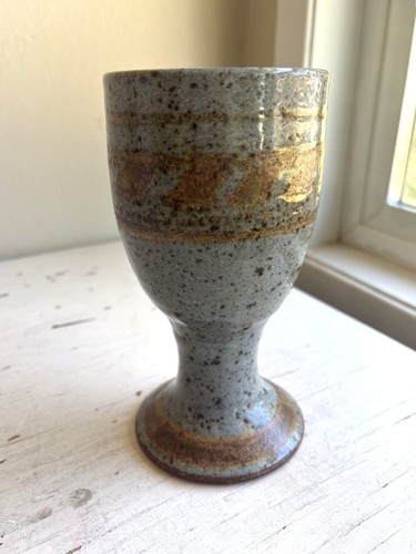 Rustic peasant pottery - rustic,