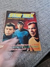 Start Trek Giant Poster Book