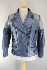 VINTAGE 1970's LADIES WOLF