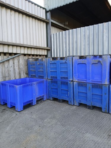 Dolav rigid plastic pallet box - rigid,