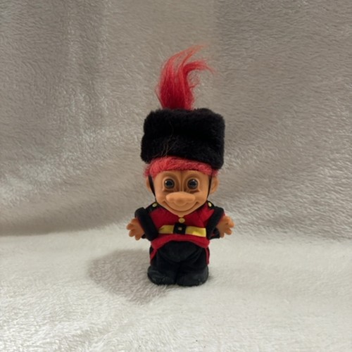 Russ troll doll guardsman - troll,