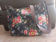 Cath Kidston Women's Floral Oilcloth Bag. Zip Closure