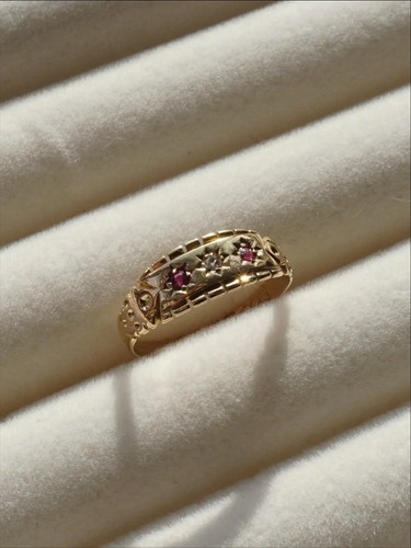 Antique 18ct gold ruby - 18ct,