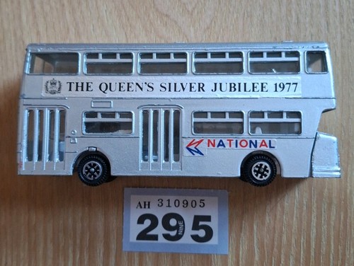 295 dinky toys 1977 - 1977, silver