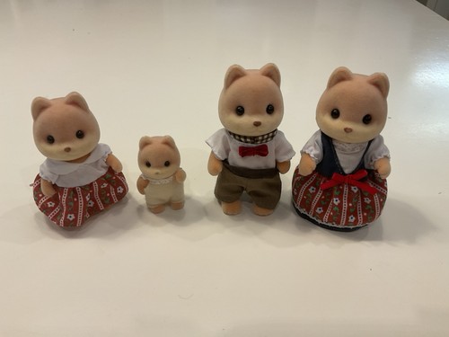 Sylvanian families caramel - families,