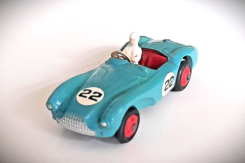 Vintage dinky toys 110 aston - 110,