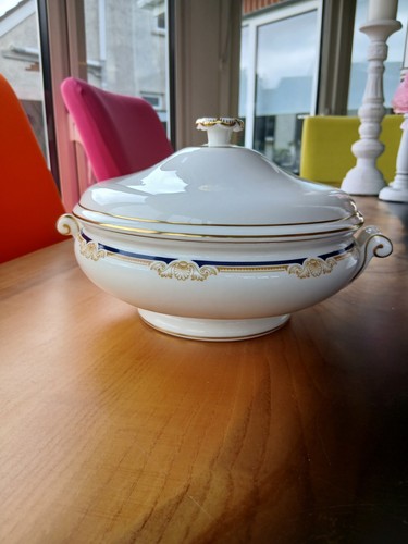 Wedgwood bone china tureen - wedgwood,