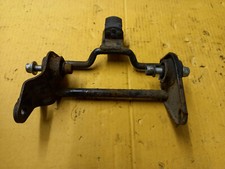 APRILIA SR50 DITECH 2000 - 2004  ENGINE MOUNT ELEMENT BRACKET AP8235110